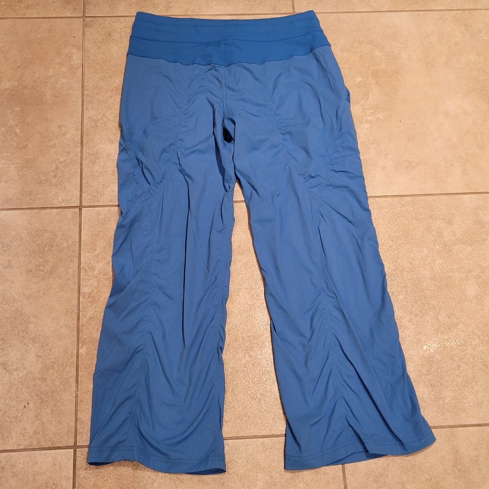 Lululemon Dance Studio Unlined Pants Size 8 - Picture 4 of 9